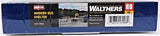 HO Scale Walthers Cornerstone 933-3552 Modern Bus Shelter Kit with Accessories