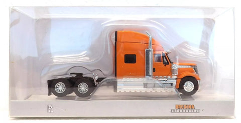 HO Brekina 85827 White 2010 International Lonestar Sleeper Semi Tractor (Copy)