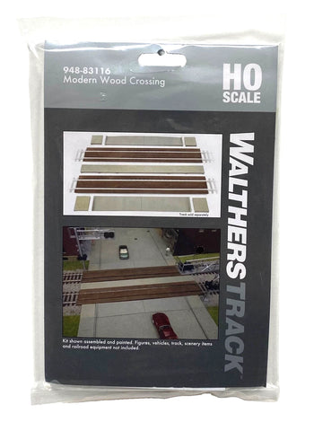 HO Scale Walthers 948-83116 Modern Wood Grade Crossing pkg (2)