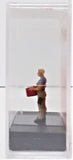 HO Scale Preiser Kg 28234 Man with/Caring Beer Crate Figure