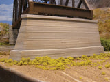HO Scale Chooch 8433 Double-Track Concrete Pointed Bridge Pier