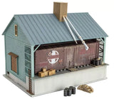 HO Scale Micro Trains 900 56 010 Grain Storage Building w/40' Boxcar Kit