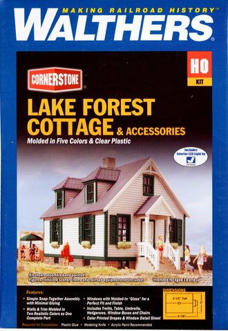 HO Scale Walthers Cornerstone 933-3657 Lake Forest Cottage w/Accessories Kit