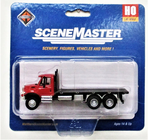 HO Scale Walthers SceneMaster 949-11652 Red International 7600 3-Axle Flatbed Truck
