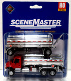 HO Scale Walthers SceneMaster 949-11671 International 7600 Tank Truck w/Trailer