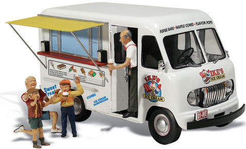 HO Scale Woodland Scenics AutoScenes AS5541 Ike's Ice Cream Truck/Van