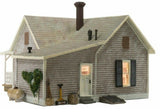 HO Scale Woodland Scenics BR5040 Just Plug Built & Ready Old Homestead House