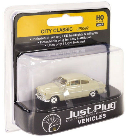 HO Scale Woodland Scenics JP5592 Just Plug Lighted City Classic Coupe