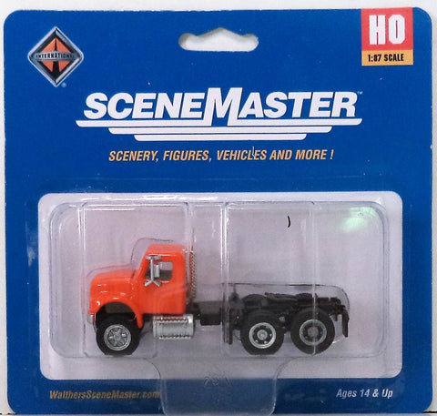 HO Scale Walthers SceneMaster 949-11183 International Dual Axle Semi Tractor