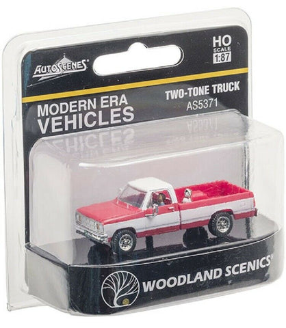 HO Scale Woodland Scenics Modern AutoScenes AS5371 Two-Tone Pick-Up Truck