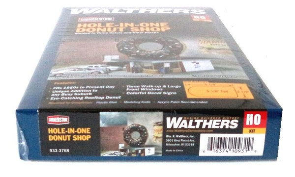 WALTHERS CORNERSTONE "HOLE IN ONE DONUT SHOP" HO SCALE KIT 933-3768