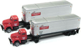 N Scale Classic Metal Works 51176 Strickland 1953 Semi Tractor-AeroVan Trailer